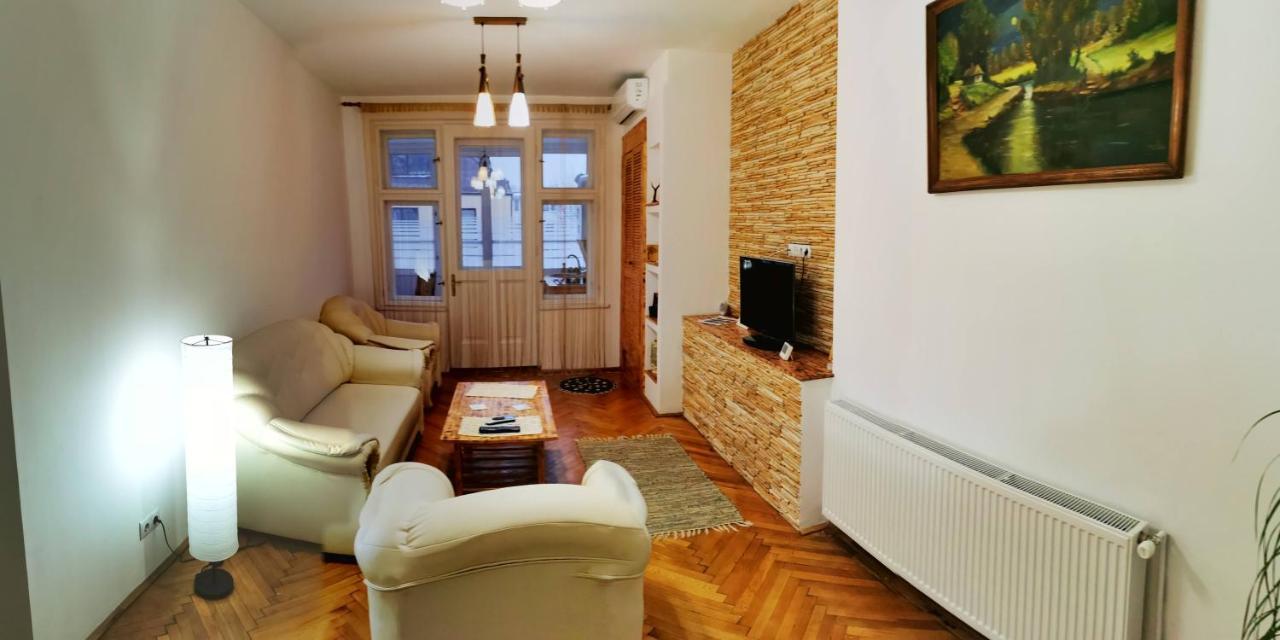 Apartament Hunter Apartment Клуж-Напока Екстериор снимка