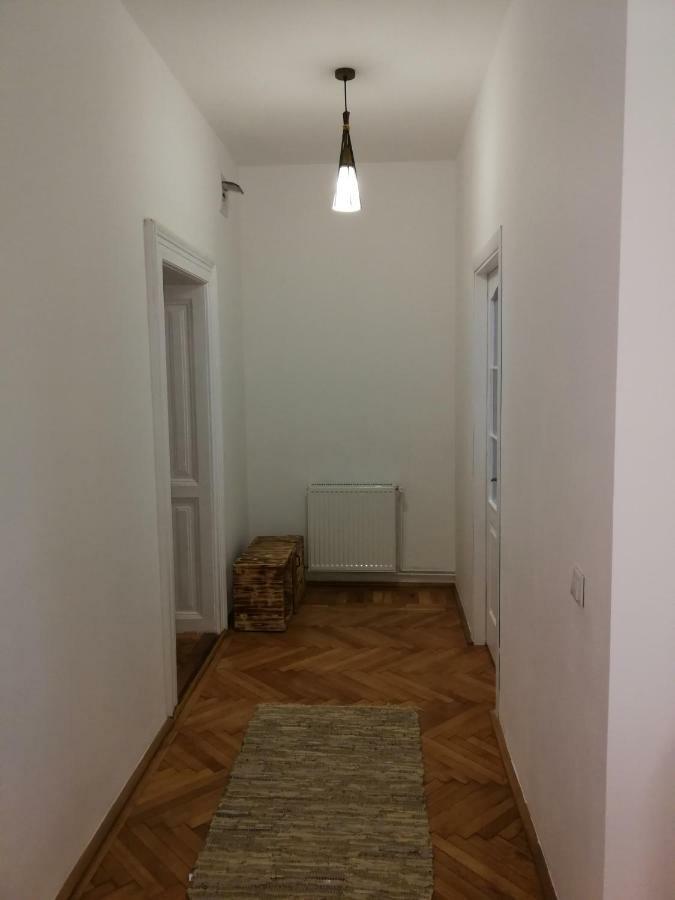 Apartament Hunter Apartment Клуж-Напока Екстериор снимка