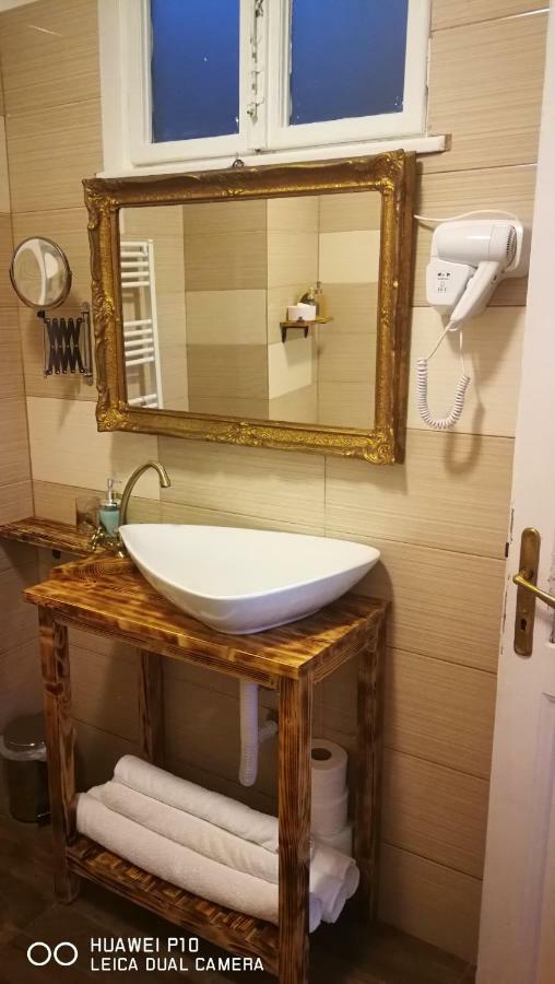 Apartament Hunter Apartment Клуж-Напока Екстериор снимка